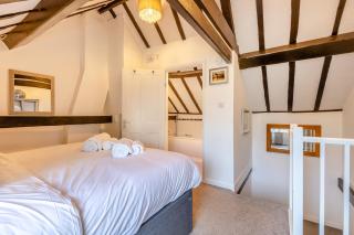 Stable Lads Cottage - Weybourne - 2