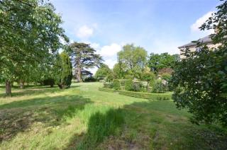 Garden View - 2