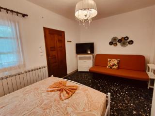 ANNAS HOUSE - 7