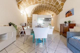 Nura's - Il Nido central old town Bastioni view - Alghero - 1