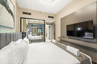 FIRST CLASS 2BR Pool View and near Dubai Mall - 8