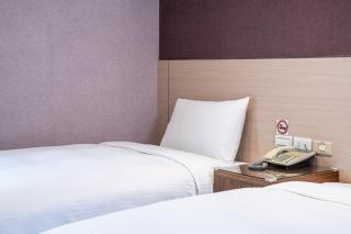 KKS Hotel - Hualien City - 8