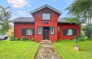 3 Bedroom Amazing Home In Sjötofta - 0