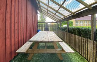 3 Bedroom Amazing Home In Sjötofta - Sjötofta - 1