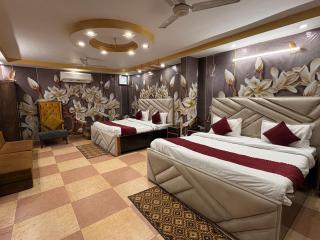 Hotel Royal Galaxy - 1