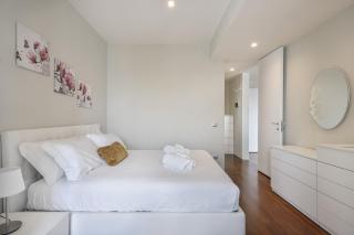Modern Penthouse with Terrace and Parking - 7