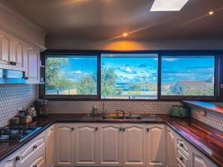 Beachview Bungalow Warrnambool - 5