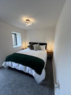 Curlew Cottage - - 9