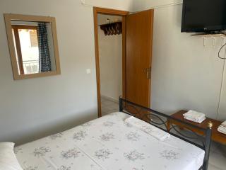 Central Charming Apartment in Paralia Ofriniou, 50m from the Beach, Free Parking, Wi-Fi, Pet-Friendly, AC - Ofrínion - 8