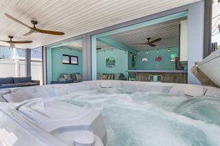 130 Tiki Tides- 2BR with Outdoor Tiki Bar! home - 4