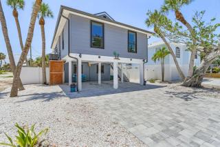 130 Tiki Tides- 2BR with Outdoor Tiki Bar! home - 2