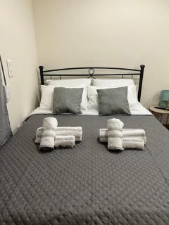 Athenian Loft with urban view! - 8