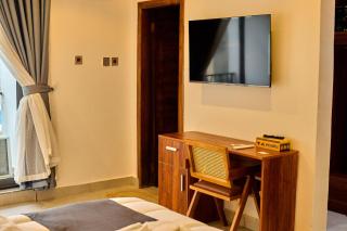 AIDEN HOMES AND APARTMENTS HOTEl - 7