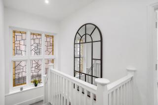Big 4-Bed Home Great for Relocation & Work Crews - 4