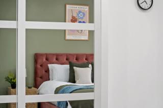 Big 4-Bed Home Great for Relocation & Work Crews - 1