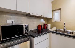 Lovely Nest on Athens Riviera - 2