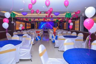 T S Royal Grand Hotel - 3