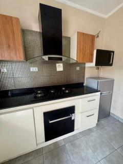 Daffodil House 3 Bed Terrace in Lekki Phase 1 with 24hr Light & Security - Mama - 2