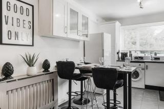 4BR 2 bath Flat sleeps up to 9 near Brixton - 8