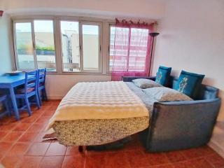 Esprit Vintage avec Piscine, proche du métro - 0