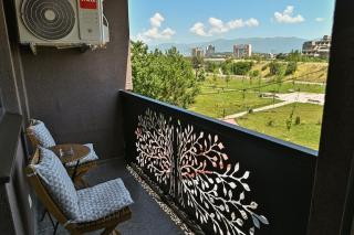 New, Modern & Cozy Apartment - Free Parking - 7