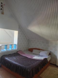 Сдам дом сруб посуточно у моря в Совиньоне с верандой - 1