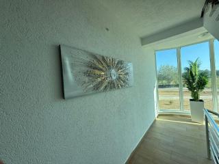 Alek Lux Apartments & Restaurant - Ulcinj - 1