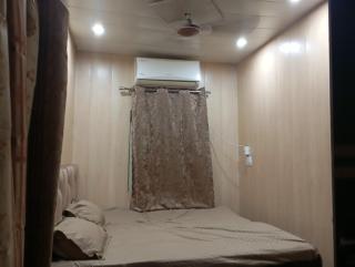 Two rooms furnished flat - New Delhi - 1