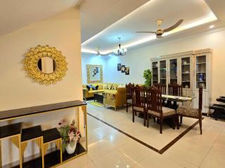 4 Bedroom Holiday Home In Bahria Town Phase 3 - Rawalpindi - 9