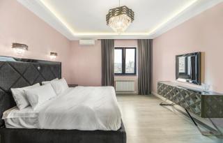 Penthouse with Great Ararat and City View! Super Central 2 Bedroom in New Building - 2