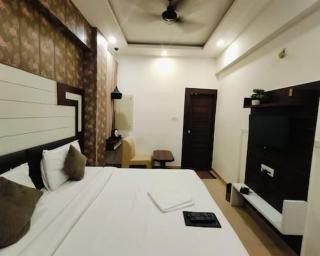 Hind palace - Lucknow - 6