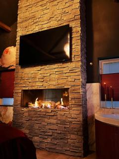 Wellness Tuin - Boudoir Suite - Ultieme Partner Beleving - Indoor Jacuzzi en Openhaard en privé Sauna - in Romantische stijl - Gratis Fles Prosecco & Leuke Partner connect box ! - 4