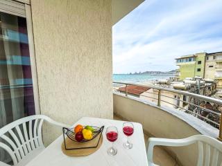 Blue Lagoon Living - Durazzo - 9