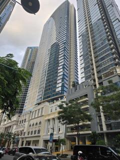 BGC Uptown Park Suites Tower 1 - 2 Bedroom and 2 Bath Condo - 9
