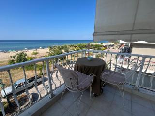Alia Mare Apartment - Paralia Dionysiou - 1