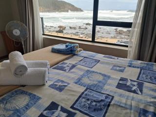 Smalstaan Upstairs in Herold's Bay - George - 1