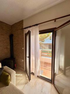 Summer sanctuary -180m from the sea in the center - Pefkochori - 5