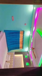 Subharaj palace and restaurant - - 4