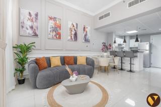 Vogue Elite Sports City One Bedroom Apartment with Balcony with Golf Views - 1