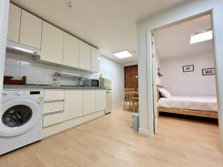 Hong Stay - 6