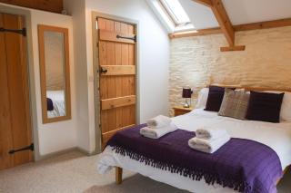 Scenic Cottage Escape in Wales - 4