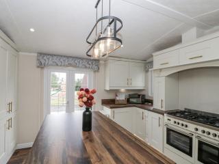 The Cabin - Wilton - 2