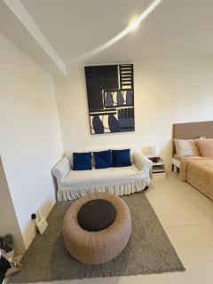 Serene Oaisis Condo with Netflix & WiFi - 8