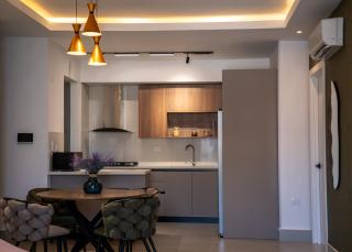 Moderno y Lujoso Apartamento en Torre - Evaristo Morales - 6