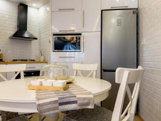 Rehab Luxury khan with garden oasis - 3