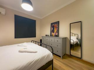 Rehab Luxury khan with garden oasis - 2