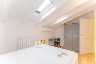 New Exclusive Apartment FONDAZIONE PRADA Tram to Duomo - Milan - 5