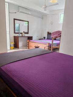 Hillway Tour Inn - Kandy - 5