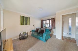 Charming 1-Bed Study w garden - Pass the Keys - 3