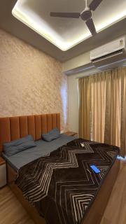 Sky heaven Bnb - Greater Noida - 1